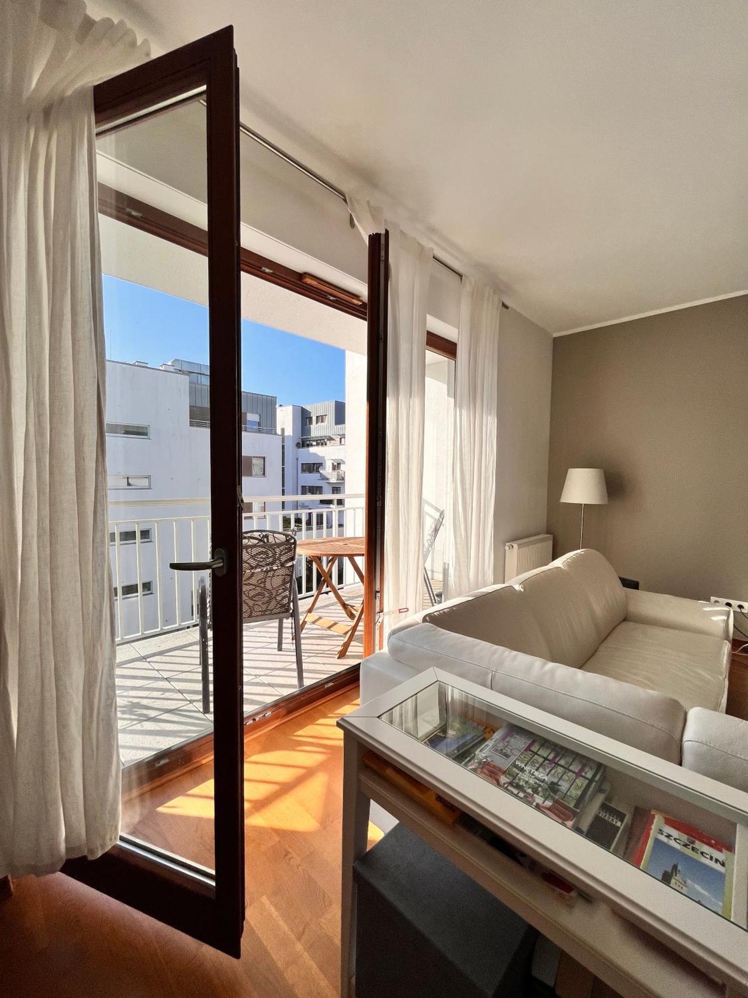 Mercury Two-Bedroom Apartment & Parking Świnoujście Esterno foto