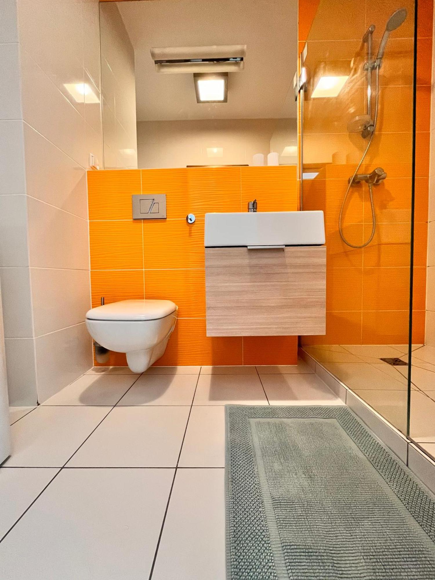 Mercury Two-Bedroom Apartment & Parking Świnoujście Esterno foto