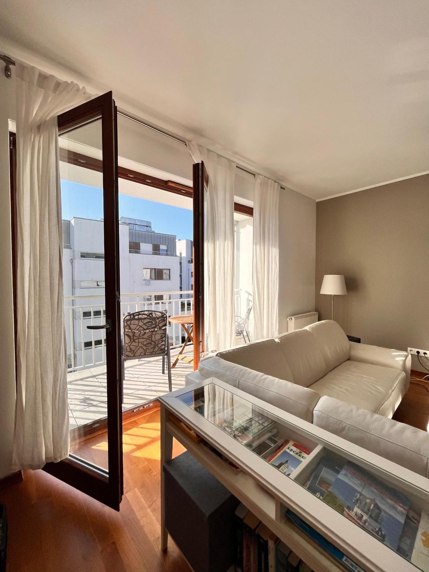 Mercury Two-Bedroom Apartment & Parking Świnoujście Esterno foto