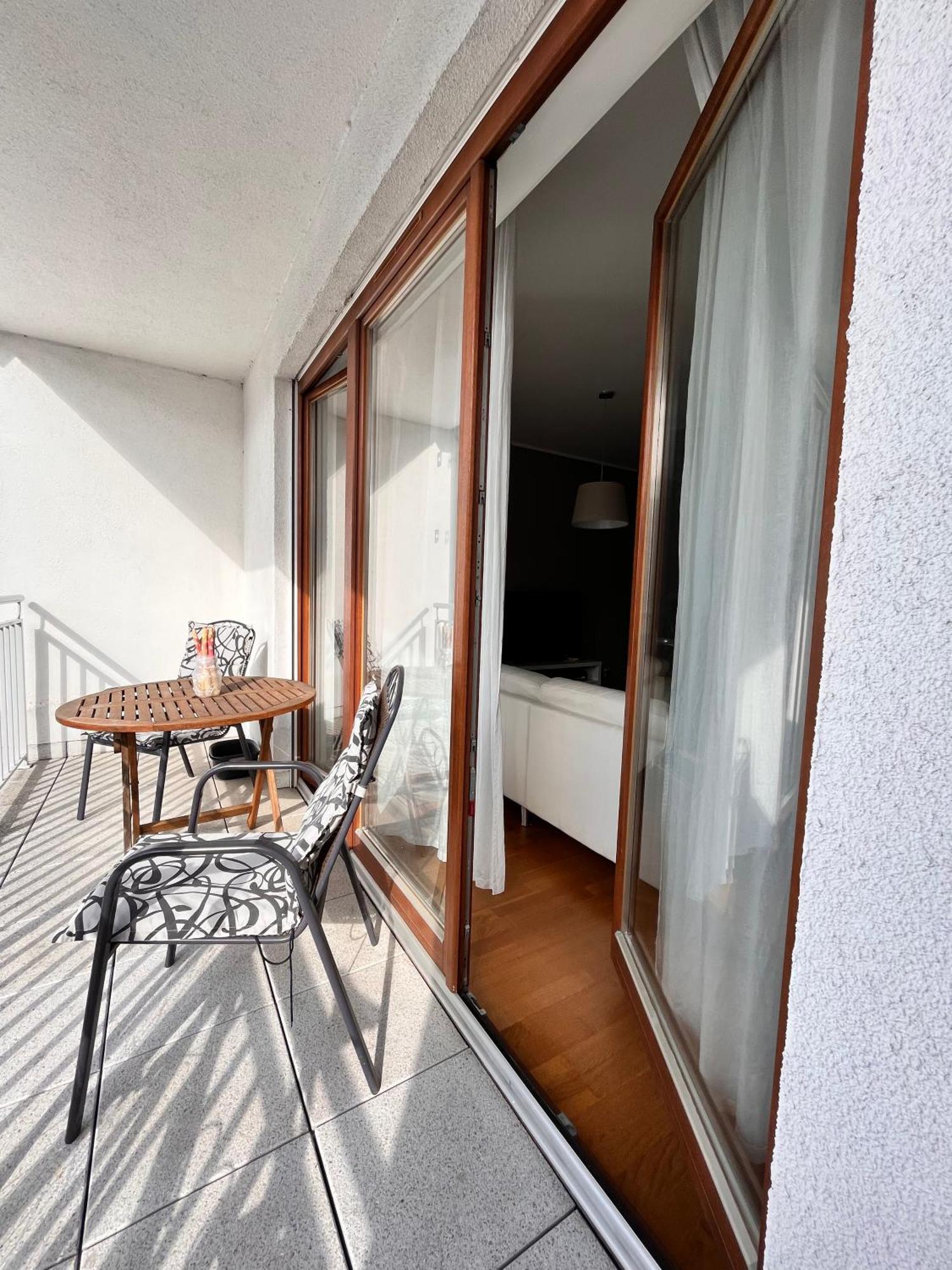 Mercury Two-Bedroom Apartment & Parking Świnoujście Esterno foto