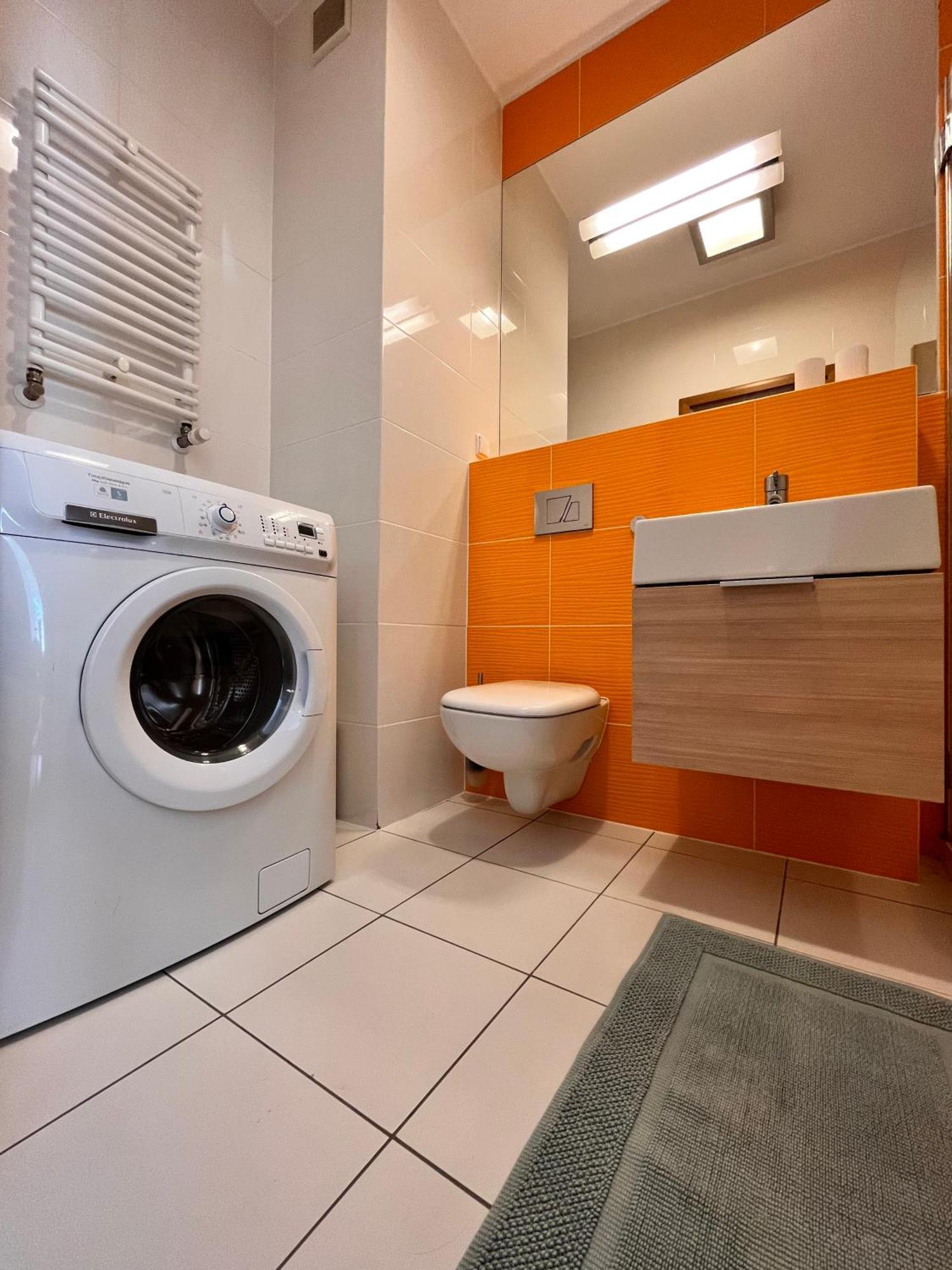 Mercury Two-Bedroom Apartment & Parking Świnoujście Esterno foto